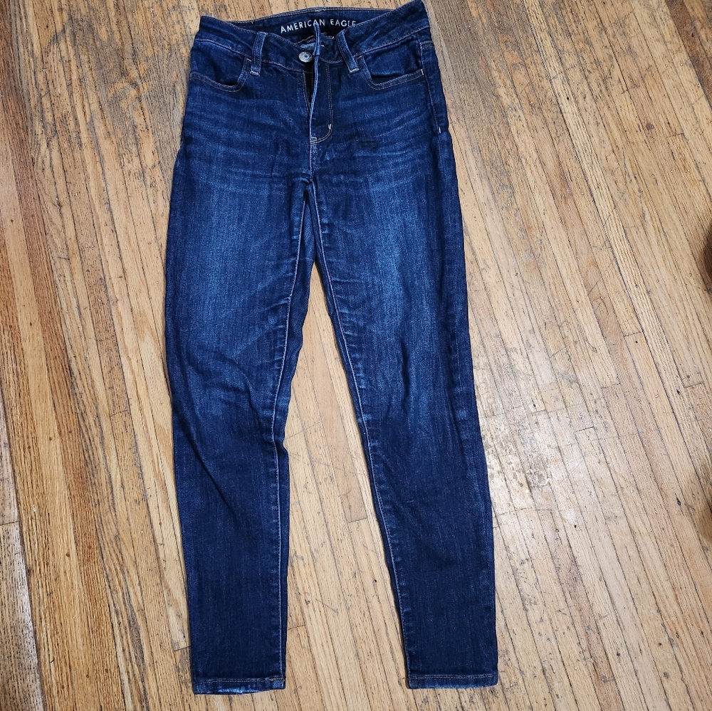 4 FOR $40  American Eagle High-Rise Jeggings Size 0